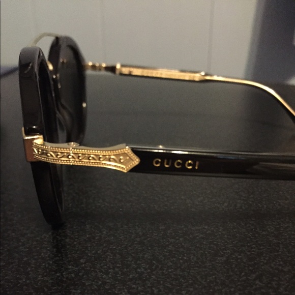 Gucci Round-Frame Acetate Sunglasses - Picture 3 of 5