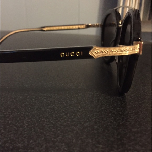 Gucci Round-Frame Acetate Sunglasses - Picture 4 of 5