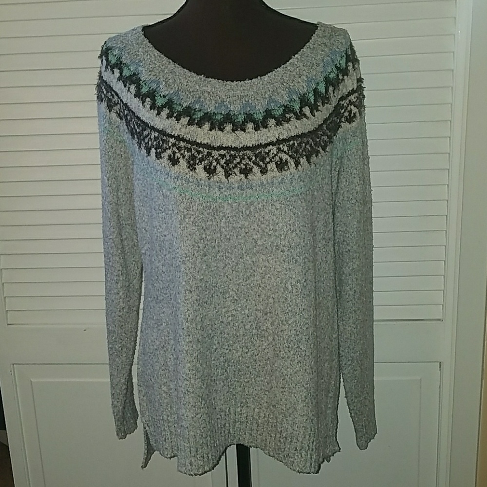 Maurices Sweater NEW  Size 1 plus
