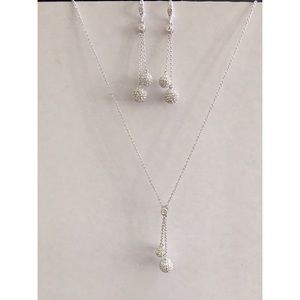 NADRI necklace and earring set