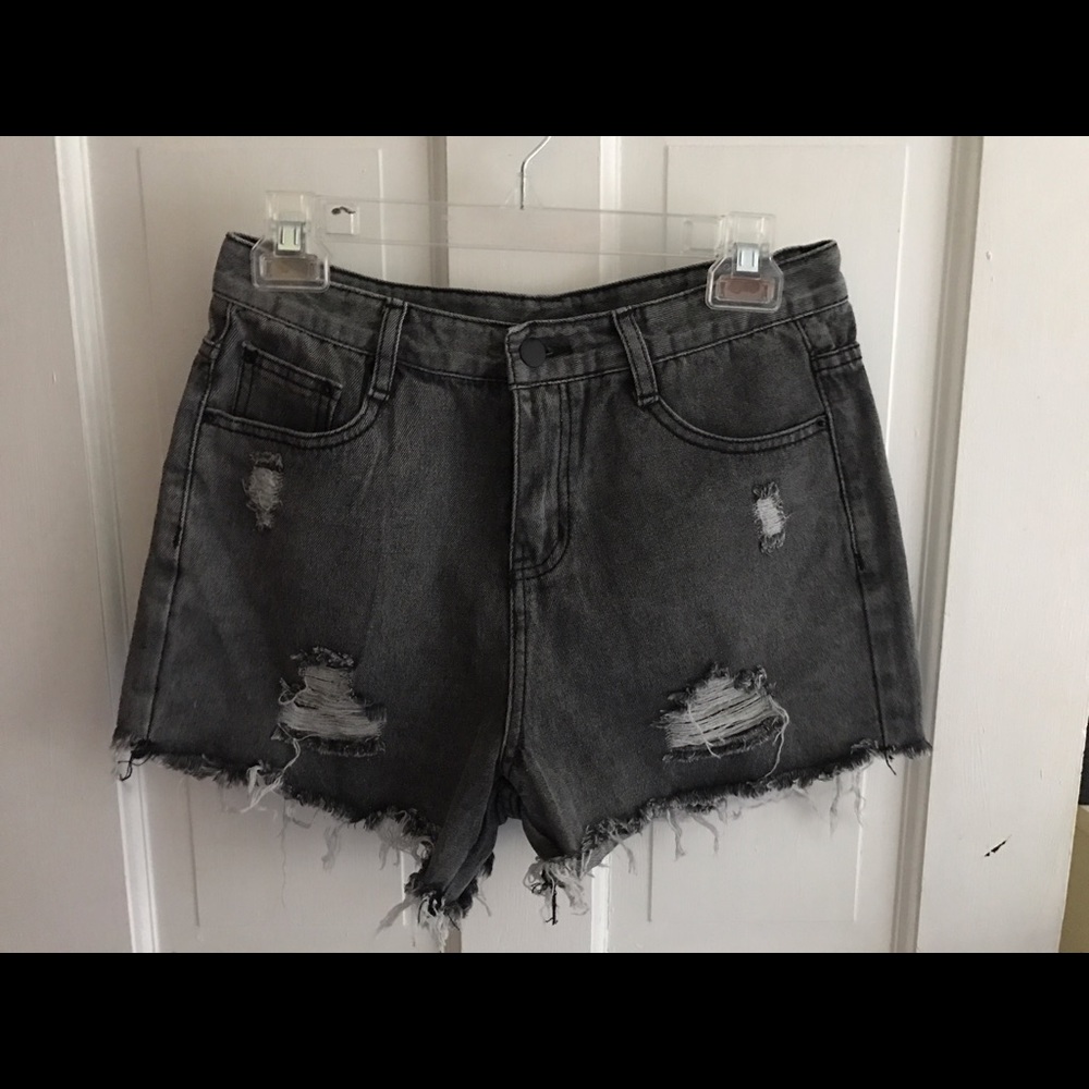 NEVER WORN grey destroyed shorts