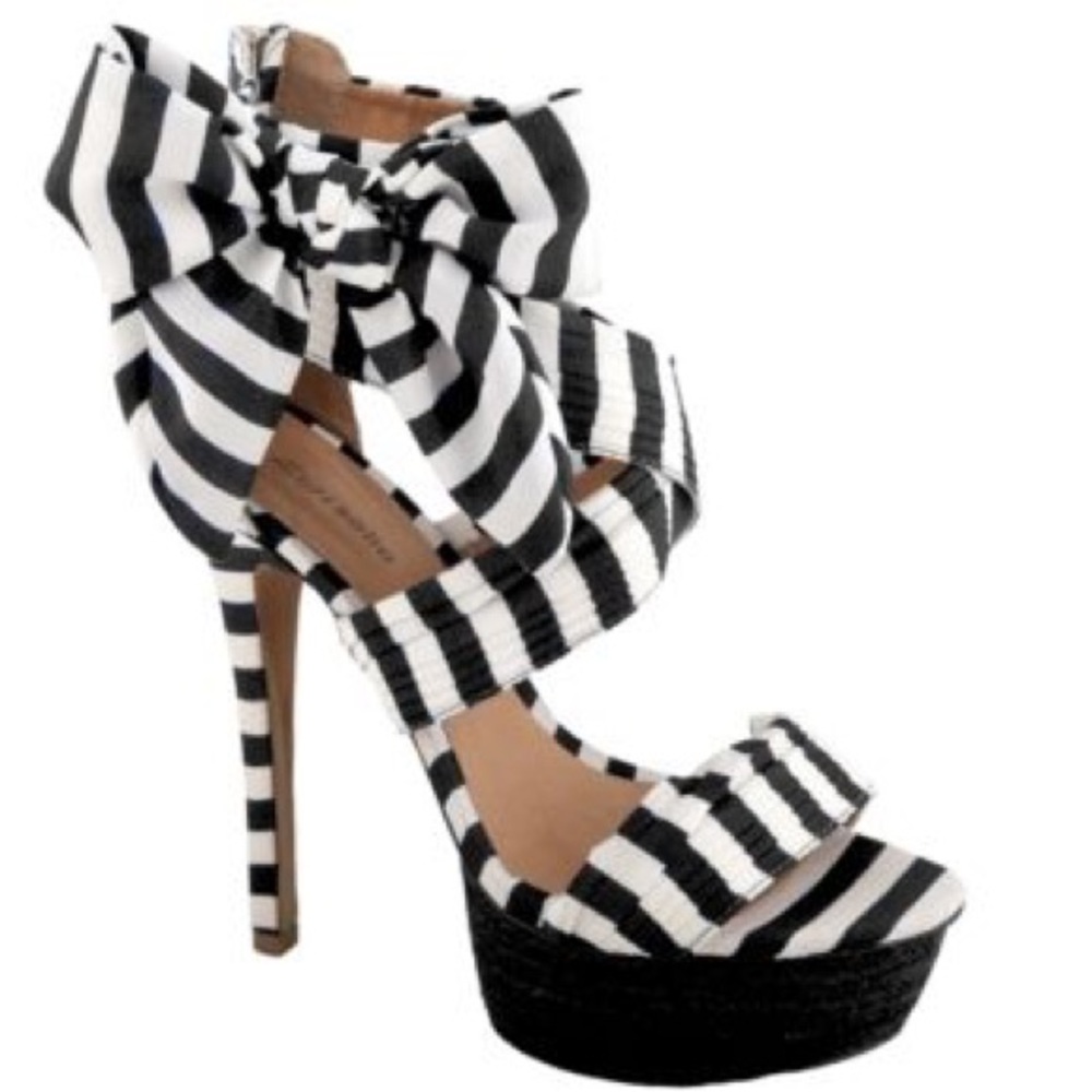 Zigi zoho khloe sandals
