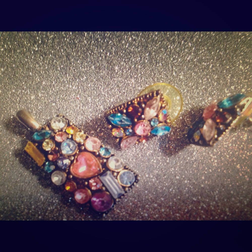 Vintage pendant and earrings