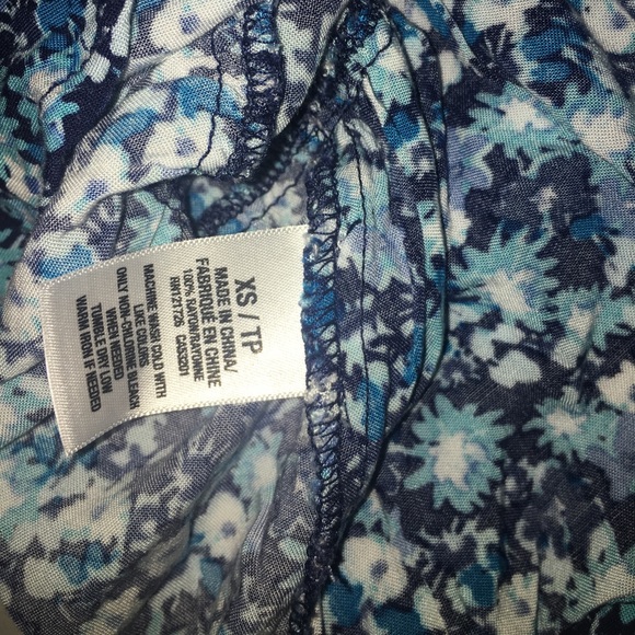 blue floral soft shorts - Picture 3 of 4