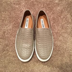 Steve Madden excel slip on sneaker