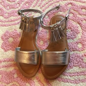 Gap Kids Girls Metallic Silver Tassel Sandals