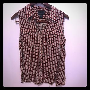 Fun patterned button up blouse!