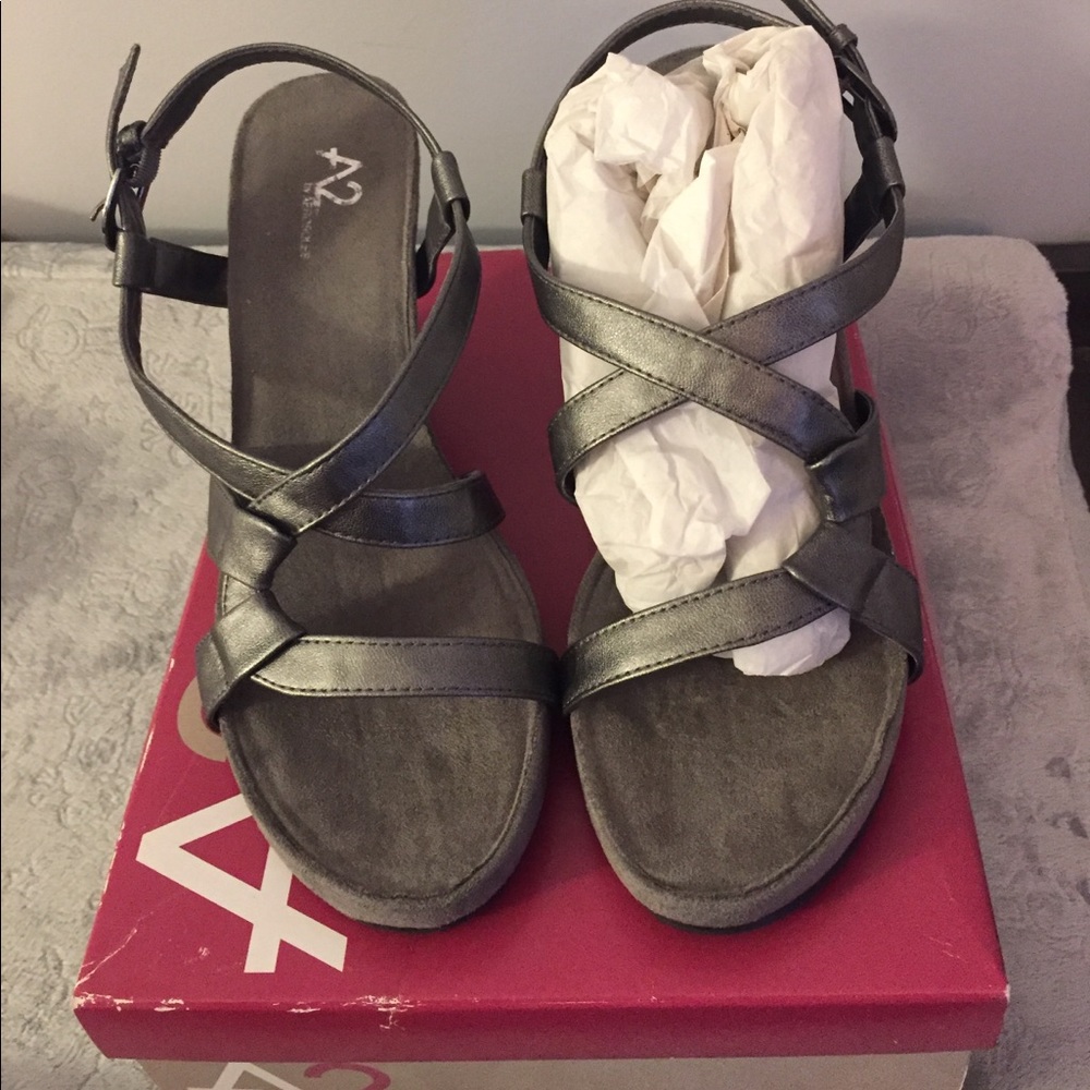Silver wedges