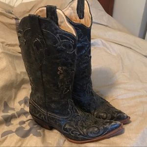 Corral vintage cowboy boot