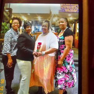 Meet your Posher, Frances