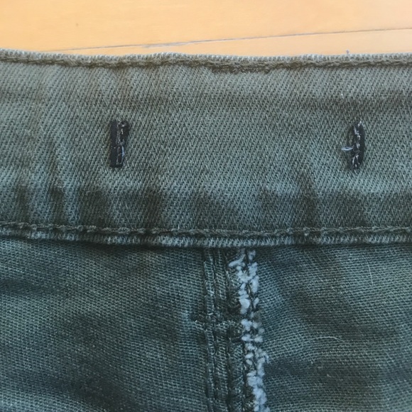 🎉3/$20 F21 Olive Cut-Off Shorts - Picture 4 of 6