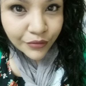 Meet your Posher, Claudia