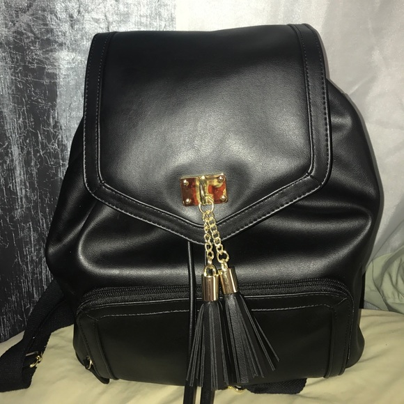 Backpack - Picture 1 of 1