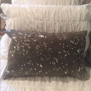 100% Genuine cowhide leather throw pillow. NEW