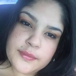 Meet your Posher, Marisa