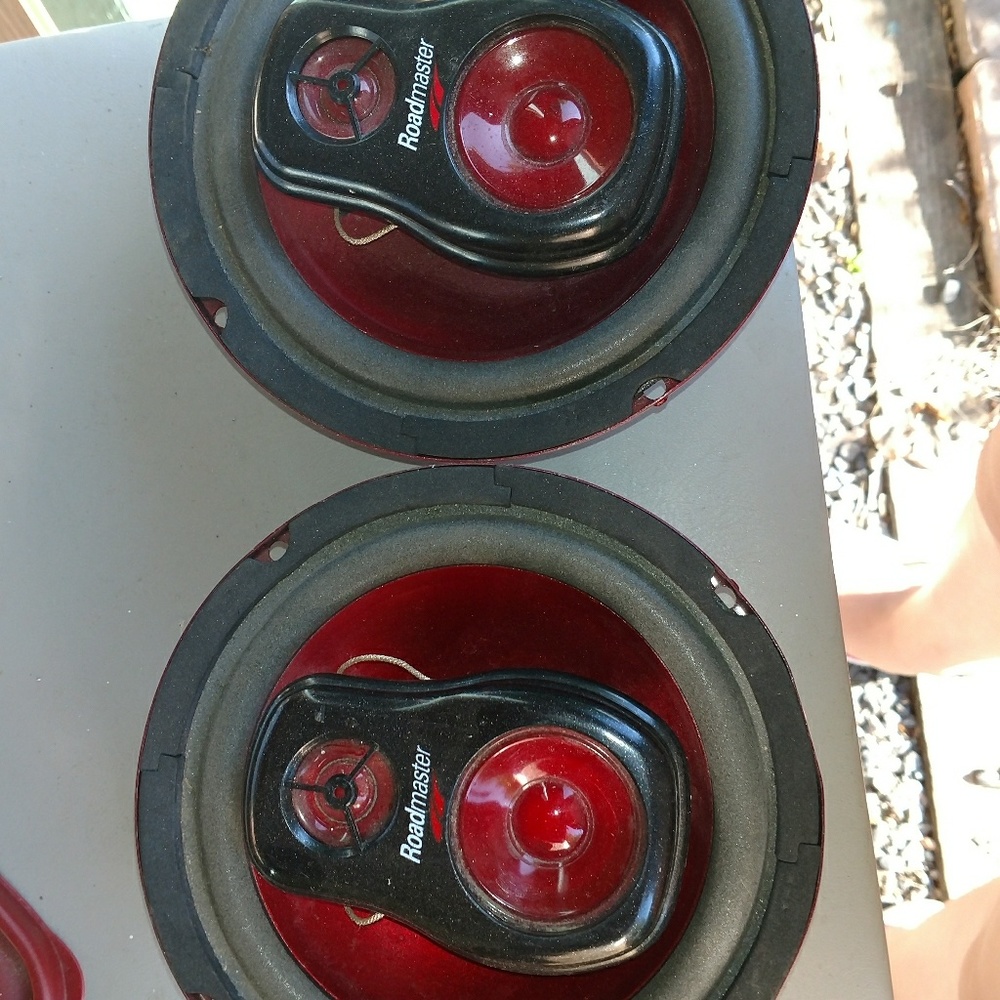 Road master speakers