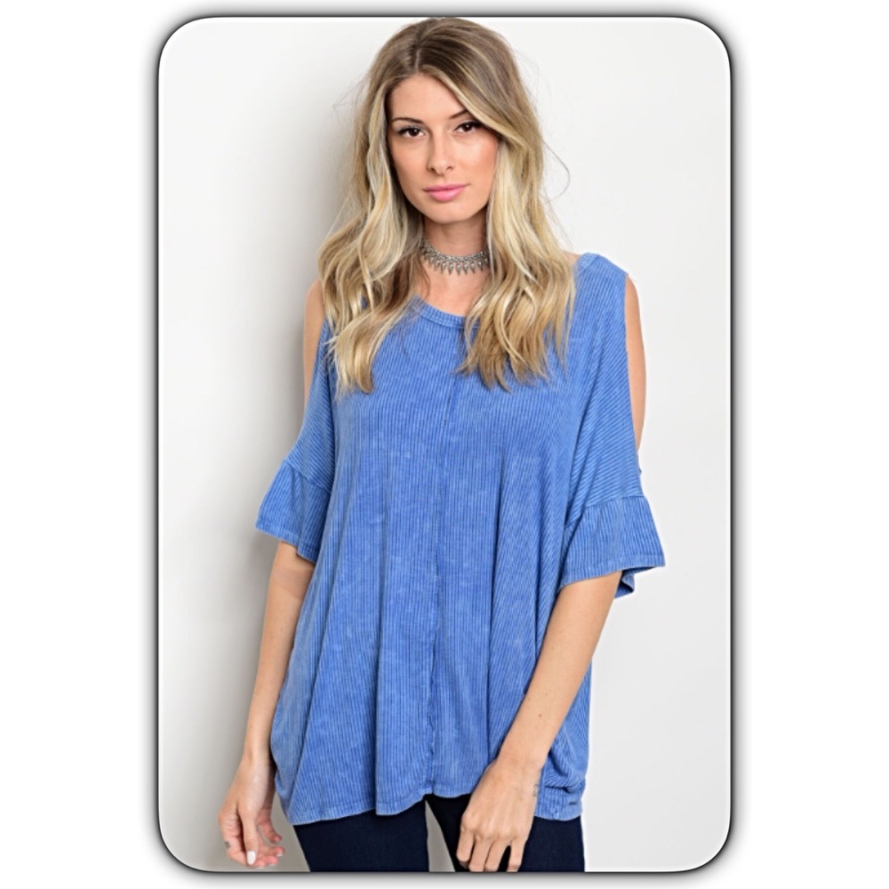 Soft Relaxed Flowy Cold Shoulder Tunic SM - Picture 2 of 4