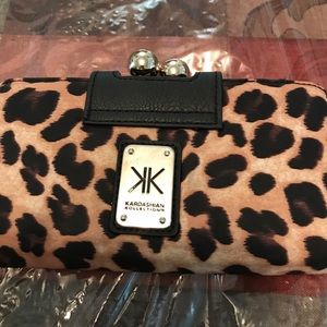 Limited edition Kardashian leopard pint wallet