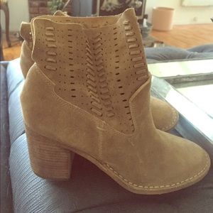 DOLCE VITA BOOTIES