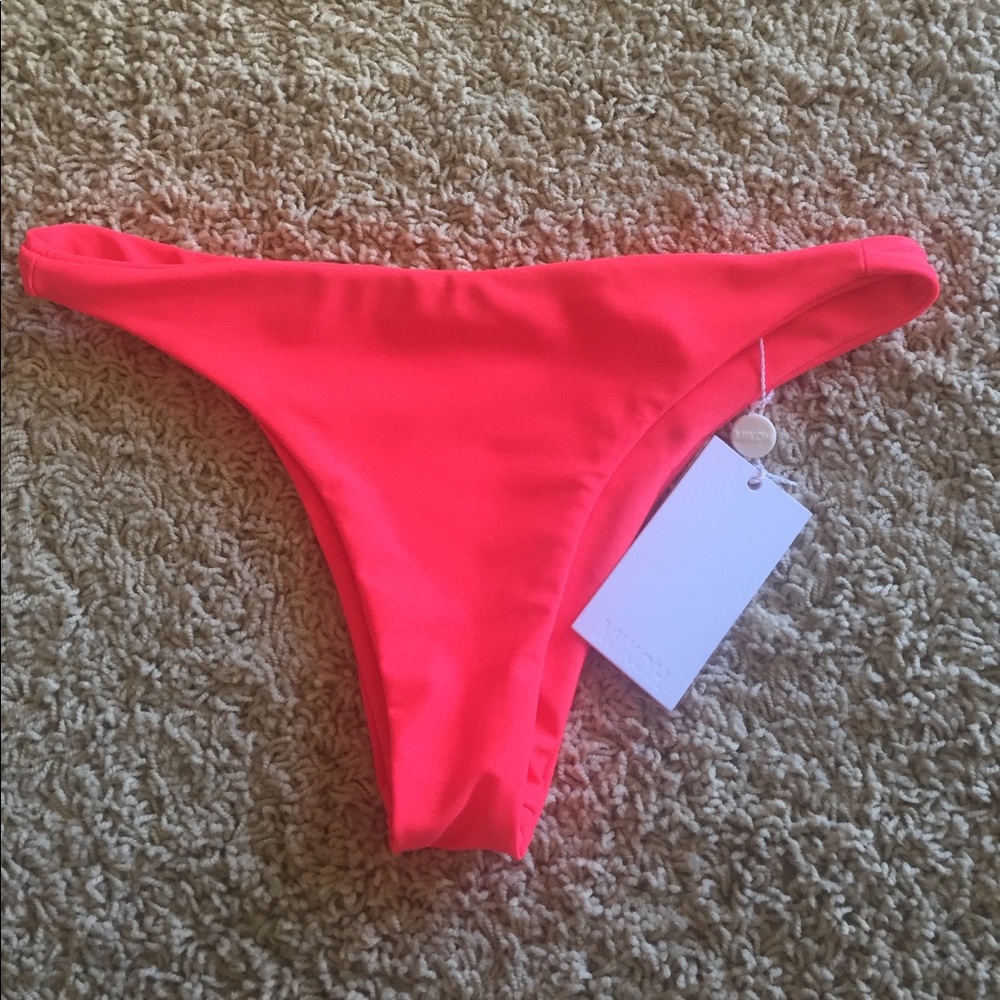 Brand new Mikoh bikini bottoms
