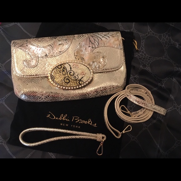 Debbie Brooks Handbags - NWOT Genuine Italian Leather Purse w gold details!