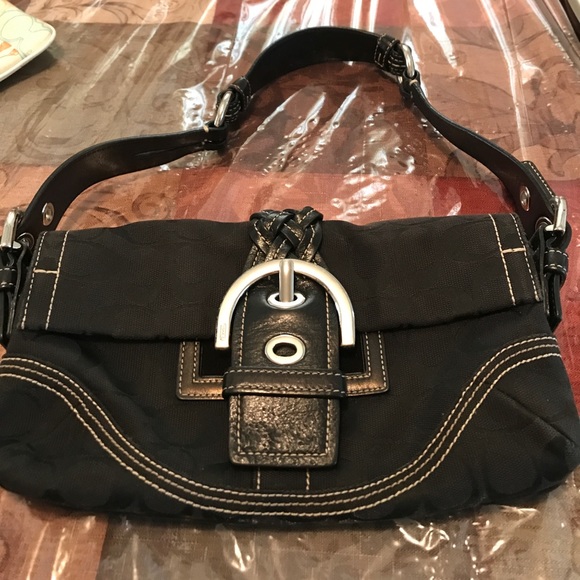 Classic All black Coach handbag - Picture 1 of 3