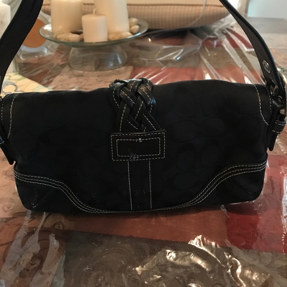 Classic All black Coach handbag - Picture 2 of 3