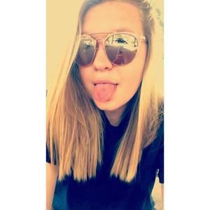 Meet your Posher, Alyssia