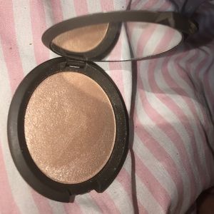 BECCA HIGHLIGHTER (OPAL) FULL SIZE offers welcomed