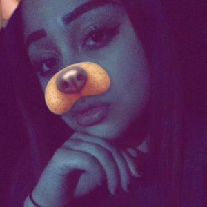 Meet your Posher, Juanita