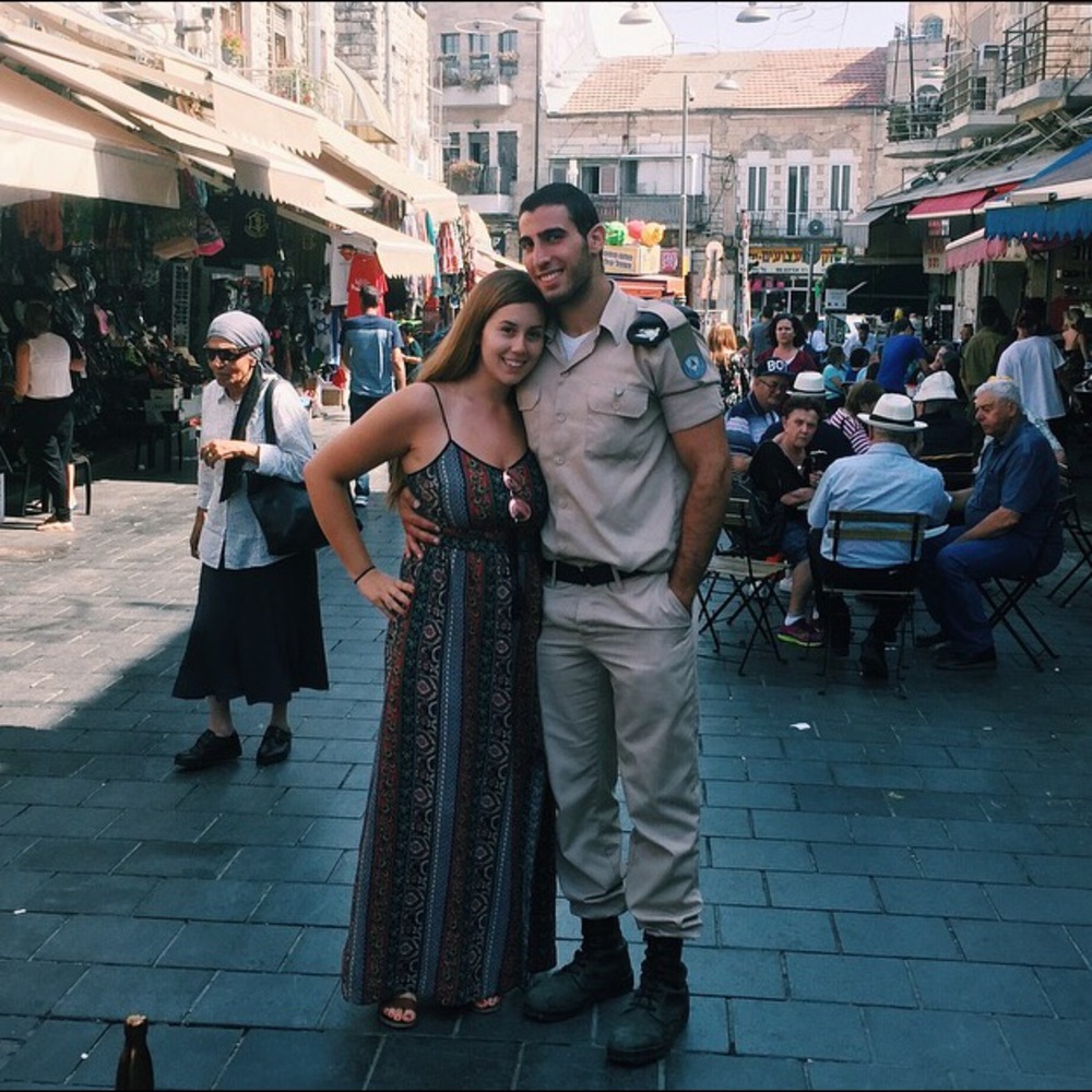 Meet your Posher, Shoshana