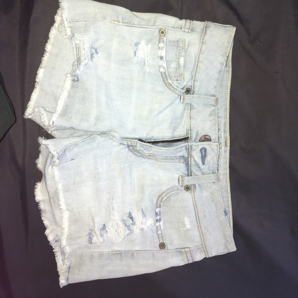 American Eagle Lightwash Jean Shorts