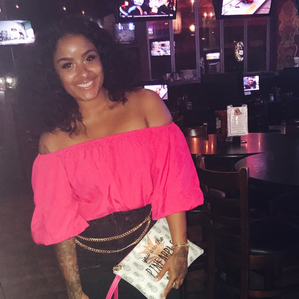 Welcome to Ju Gray's closet!