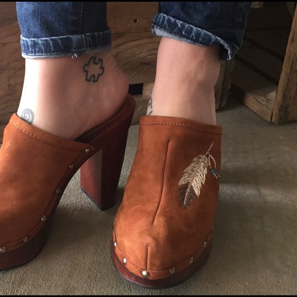 Vintage Cravo and Canela Brazil clog heels - Picture 3 of 4