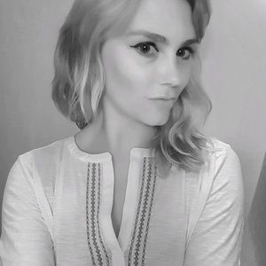 Meet your Posher, Liz