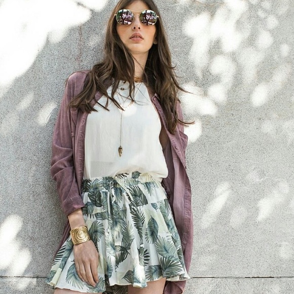 Palm Springs Skort - Picture 8 of 8