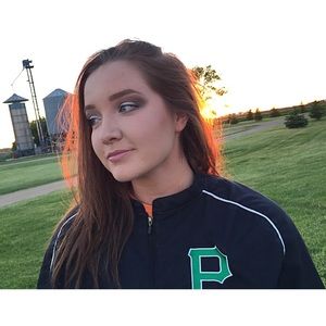 Meet your Posher, Lorissa