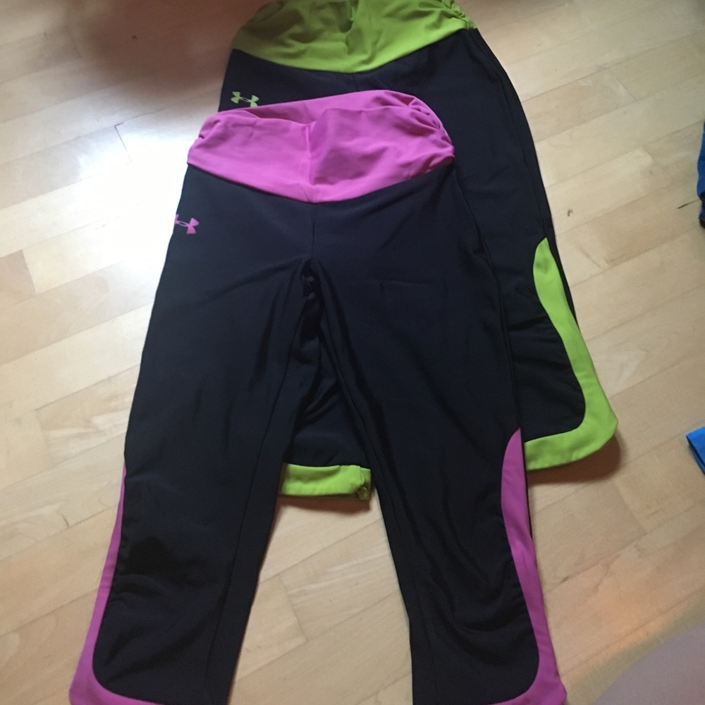 2 pairs of Under Armour capris