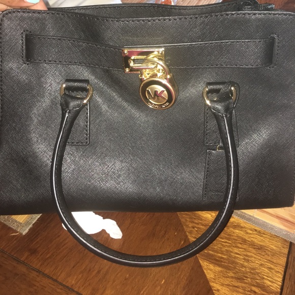 Gently worn MK purses. - Picture 6 of 7