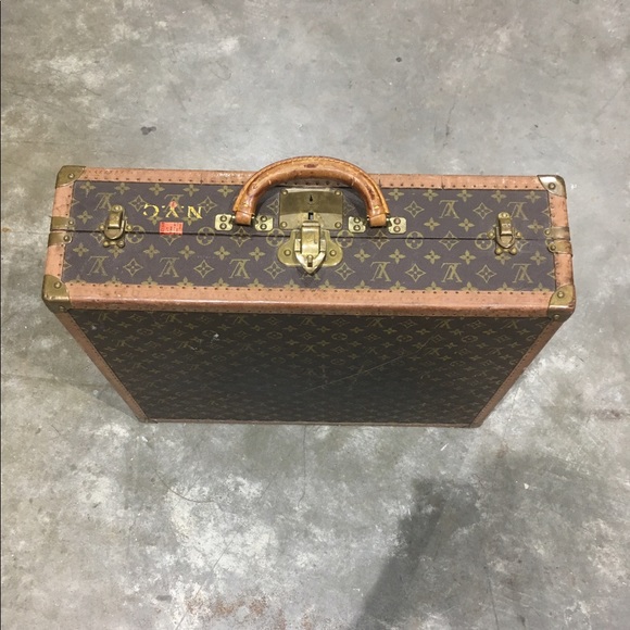Vintage Louis Vuitton suitcase (1920's) - Picture 2 of 8