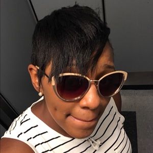 Meet your Posher, Taylor