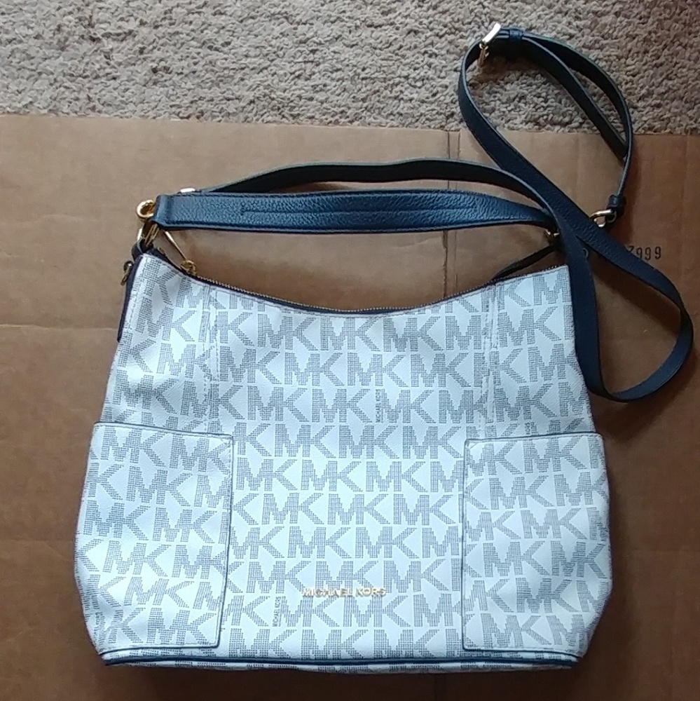 Michael Kors logo handbag/crossbody