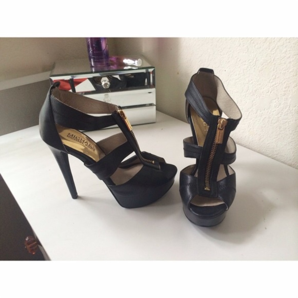 Michael Kors Berkley Platform Shoes Black size 9