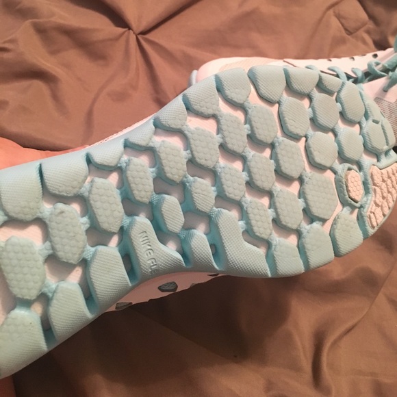 Baby blue and white Nikes - Picture 2 of 5