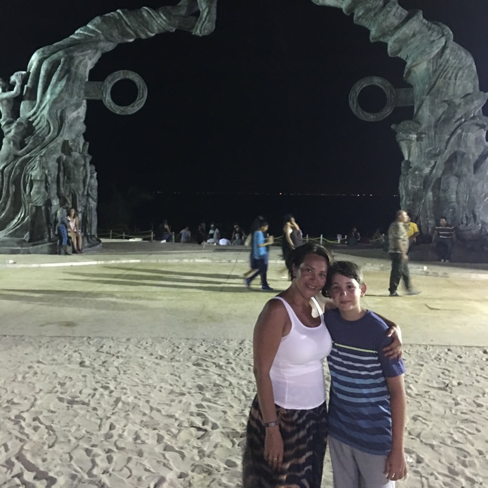 Out on vacation till Monday 💃💃💃