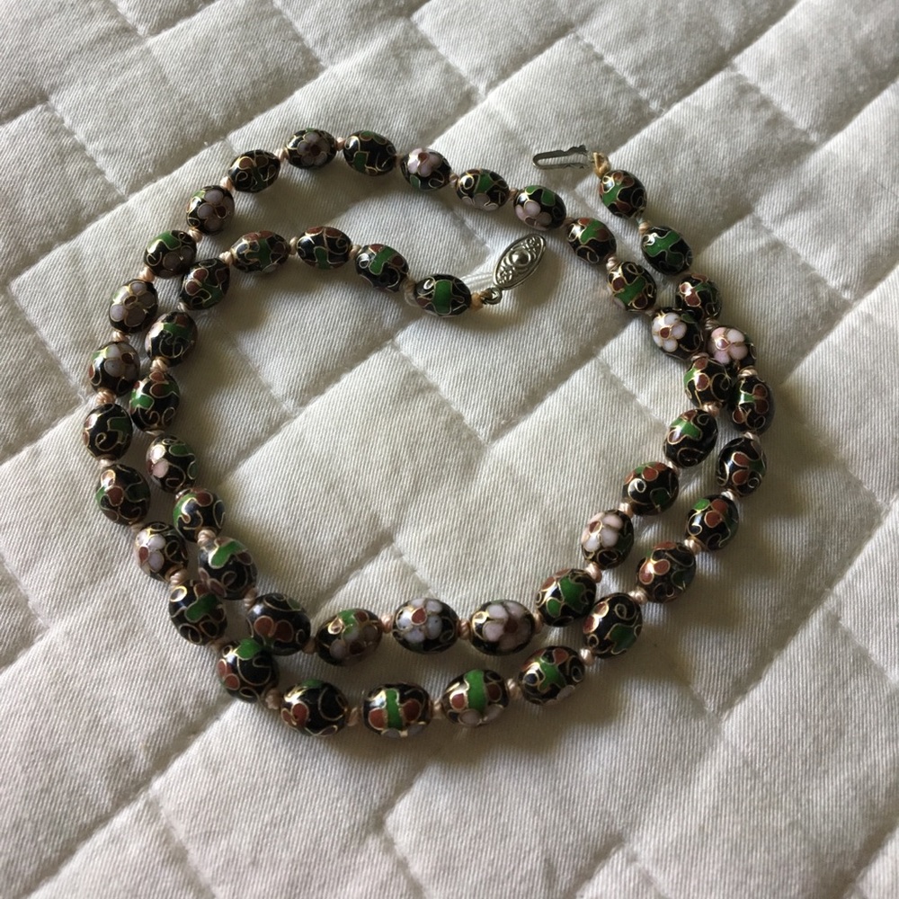 Beautiful cloisonné bead necklace