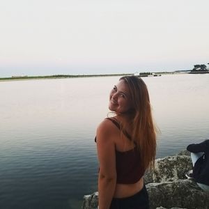 Meet your Posher, Bethanie