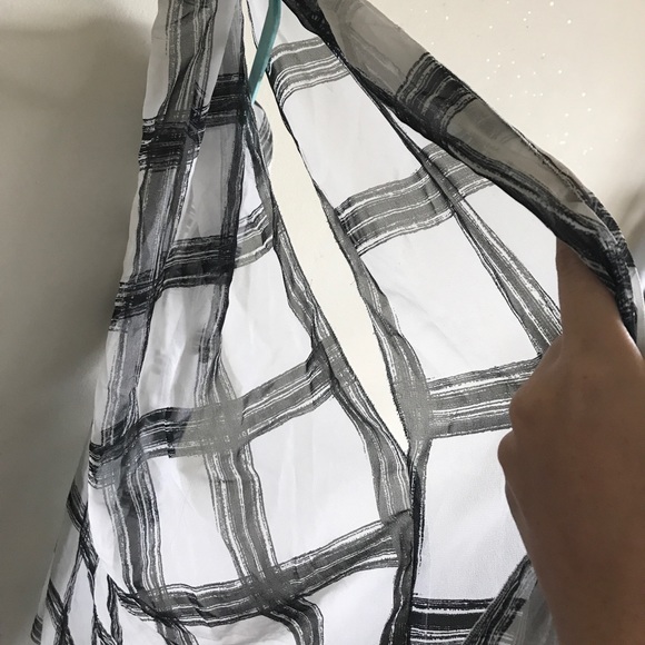 H&M Duster - Picture 2 of 4