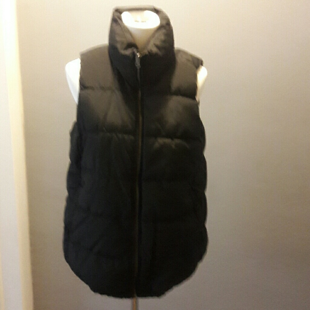 Black winter vest