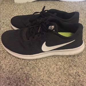 Nike Free run running shoes! In great condition!